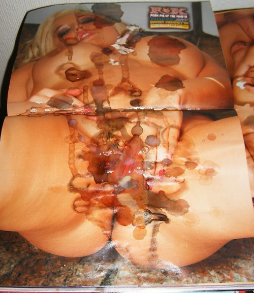 stickyspunkypages:  Spunk sponge, Dayna Vendetta gets load 5…. That cunt’s starting to get slathered… 