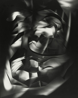 yama-bato:  Francis Bruguière (American, 1879-1945)Light Abstractionc.