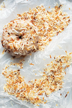 foodffs:  Top Pot Triple Coconut Donuts Really nice recipes.