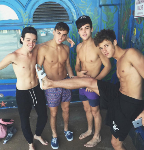 hotbodyboyz:  Cameron Dallas & The Dolan Twins Shirtless 