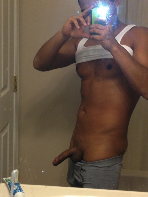 uncutmilitarymen:  27 year old straight guy from Schenectady, NY