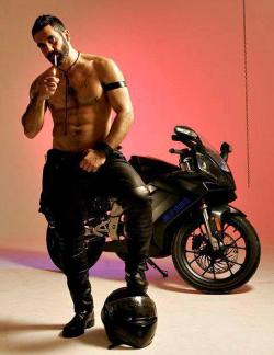 gaybikers:  Woof!