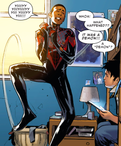 cladyimoo:  jasxntodds:  spider-man #2  Look at my son 