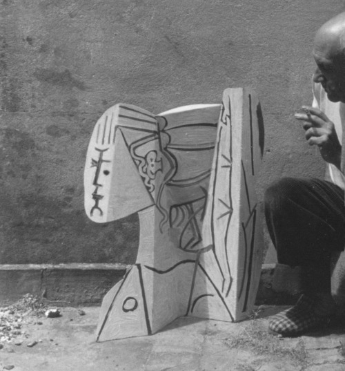 equatorjournal:  Pablo Picasso with a sheet metal sculpture of