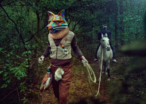 rruffurr:  Best masks ever? “Sherwood Forest” - Björn Holzweg - Affenfaust Gallery via Widewalls. (photos by Fabian Sommer and Tim Ohnsorge.)  Online store  Now where else have we seen a fox, bear and badger in Sherwood Forest?