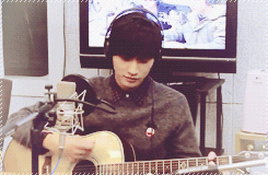 jinbaek:  jajauma:  1/∞ All about Jung Jinyoung: Playing instruments