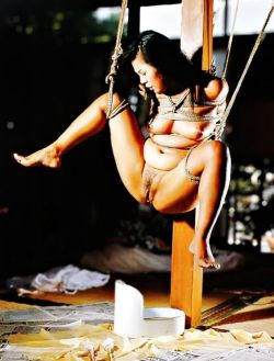 Bondage and fetish images @  Art of Bondage