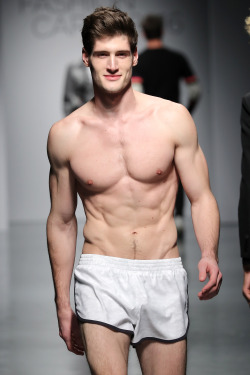 boyzoo:  Ryan Tift at Jeffrey Fashion Cares 2016