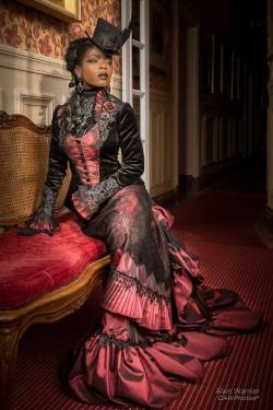 gothicandamazing:  Model: Theresa Theresa Photo: Alain WarnierOutfit:Dress