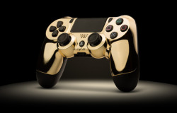 blazepress:  24-Karat Gold Xbox One and Playstation 4 Controllers