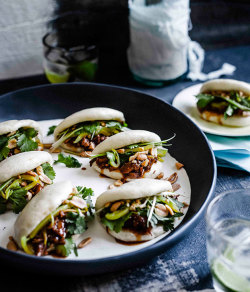 graceinfood:  gua bao with braised pork ribs