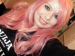 pinkpixystikx goes with a new shade of pink. We love it!