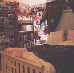 mandypandinha:  Love this room 😍💞 no We Heart It - http://weheartit.com/entry/117938821