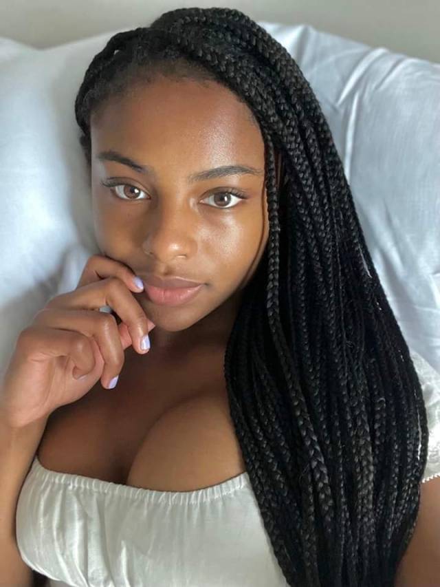 coolazz-22: Flawless beauty with no makeup….black excellence