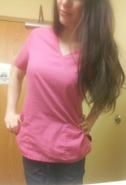 get-wild-at-work-for-me-baby:  Scrubs (f)or my loves&lt;3 via /r/workgonewild More at www.getwildatwork.xyz/blog