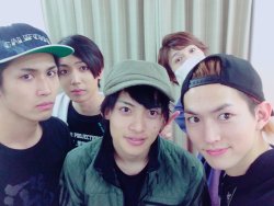 Masanari: Haikyuu First Day of Osaka PerformancesÂ s.ameblo.jp/masanariwada/    [Iâ€™m gonna add Yuuyanâ€™s tweet here coz itâ€™s the same photo anyway. ^^;]Yuuyan: Osaka first day was succesfully completed!Everyone who kindly came to watch, thank you