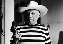 historicaltimes:  Pablo Picasso via reddit Keep reading