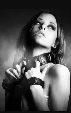 sinergieerotiche:  ~SinergieErotiche ❤ LaSchiavaDistratta~