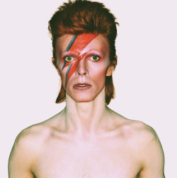 theaterforthepoor:David Bowie by Brian Duffy / Aladdin Sane /