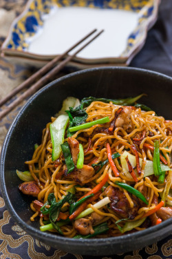 fattributes:  Chicken Chow Mein