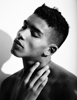 ohthentic:  oofahpapa:  black-boys:  Emil Terry at Select Model