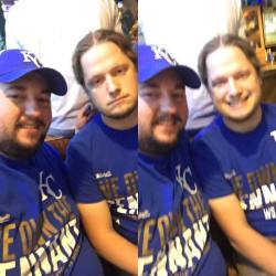 #Twinsies #TakeTheCrown #noinstajake #happyandsad (at Louise’s