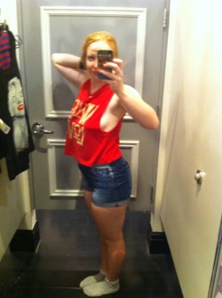 karla-roses:  Went to the mall today and tried on a bunch of