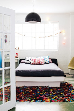 myidealhome:  young & cool bedroom (via Homelife / st. Andrea