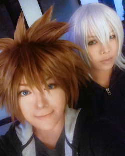 behindinfinity:  Kingdom Hearts wig and makeup tests with Gax
