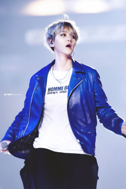 fybaekhyun:  151202 Mnet Asian Music Awards in Hong Kong 2015