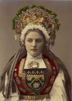 sisterwolf:  A Bride from Hardanger, Norway - Solvieg, 1870-1920