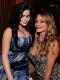 Ariel Winter &amp; Sofia Vergara at the Netflix SAG after party.