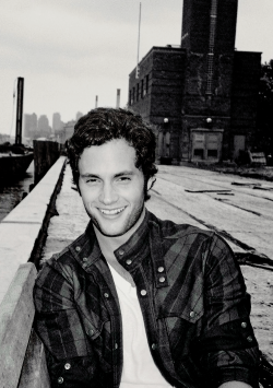 pennbadgley:  92/100 → Favorite pictures of Penn Badgley 