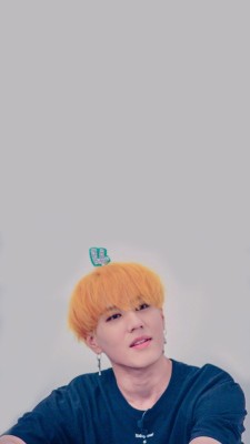 belovedmark:  GOT7 Yugyeom lockscreens  Please like/reblog if