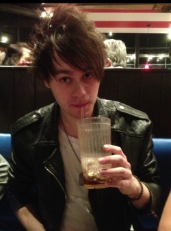 calum-hoods-smile:  But guys. Dark haired Michael in a leather