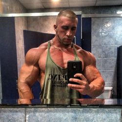 thickasawrist:  Nick Medici