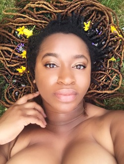 missprimproper:  Mother Nature’s Flower Girl  Radiant