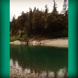 #swimhole #mendocino #eelriver #freshwater #goodtimes  (at Frank