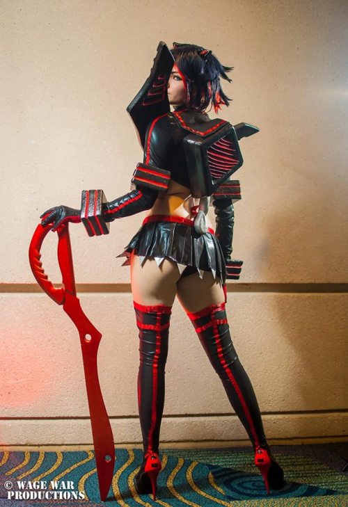 chaositycosplay:  “Is that a challange?” Photo- Wage War Productions costume made by me scissor blade- Ceruleandraco 