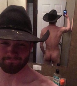 txcwbysexy: I’d like to have this cowboy ride my cock!