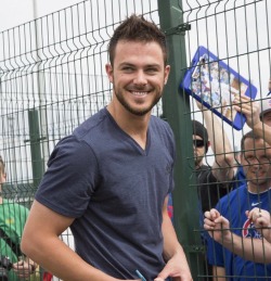 gfbaseball:  Kris Bryant signs autographs during spring training