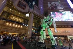 gunjap:  Gundam Docks at Hong Kong II: Unicorn Gundam Statue,