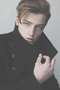 strangeforeignbeauty:  Adrien Jacques | Photographed by Gavin