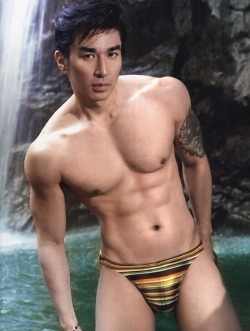 thai-chi-jock:  thairocky:  เซกิ โอเซกิ 