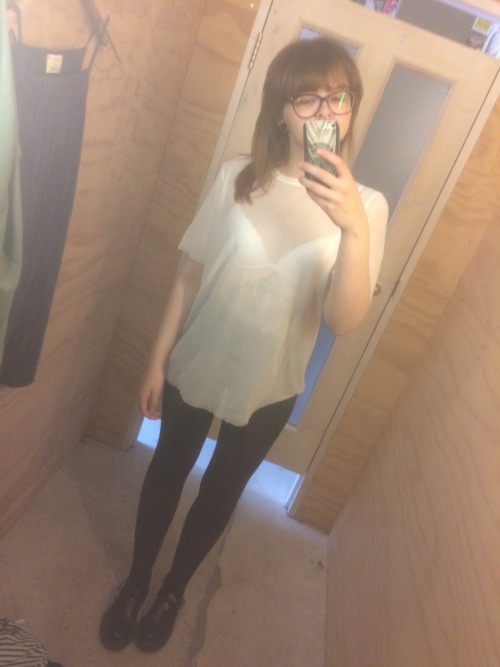 amythen00b:  Changing room selfies