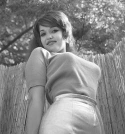 ilovedamsels1962:  Gotta love a sweater girl….1960′s