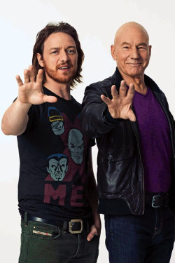 rifa:  for-redheads:  Professor X and Magneto  THEY ARE MAKING