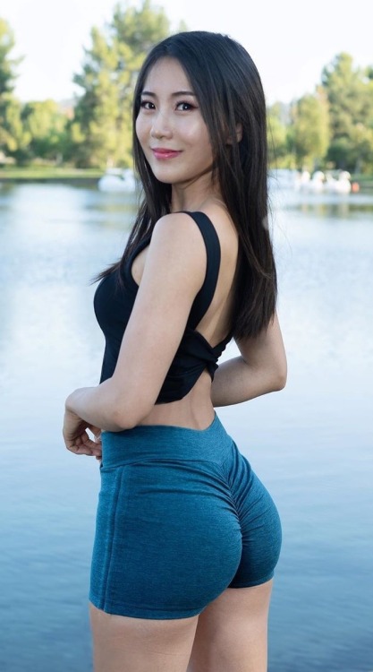 asianbeauts:  Nud3 version => link in bio / pinned tweet