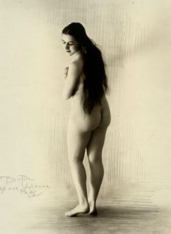 rivesveronique:   Francois Bertin   ca 1925Gelatin-silver