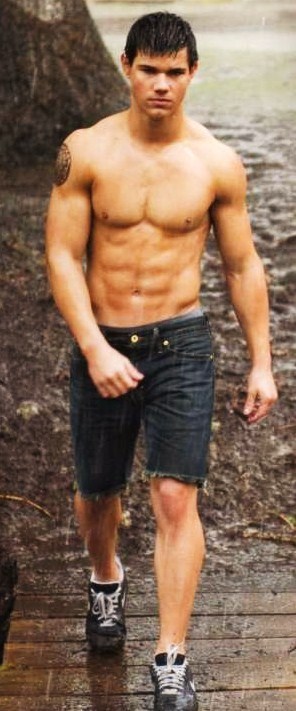 levislover-501:  Taylor Lautner
